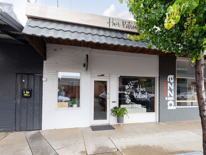 established-hair-salon-in-prime-location-2