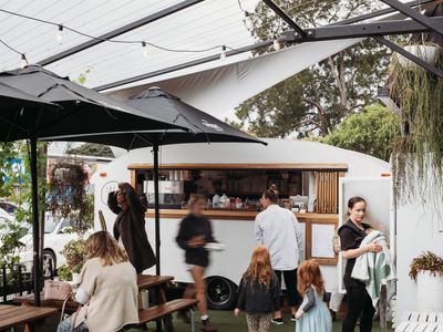 turn-key-coffee-van-in-adamstown-0