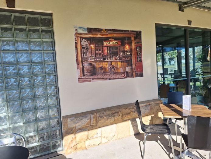 wiwo-popular-cafe-bar-located-near-warwick-qld-8