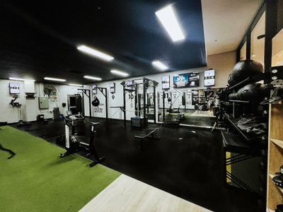 own-your-own-gym-with-ubx-boxing-strength-2