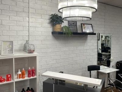 hairdressing-salon-located-in-oyster-bay-2225-26-years-of-trade-sutherland-shire-2