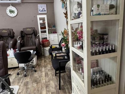 nail-salon-palm-cove-3