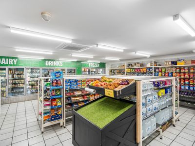 scarness-food-store-ice-creamery-4