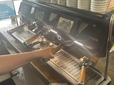 japanese-restaurant-sell-in-byron-bay-available-cafe-set-up-as-well-7