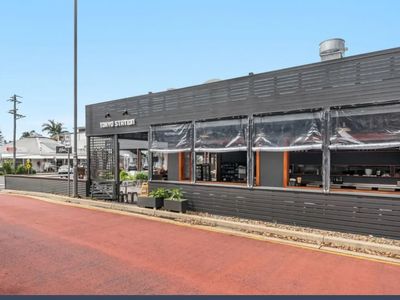 japanese-restaurant-sell-in-byron-bay-available-cafe-set-up-as-well-4