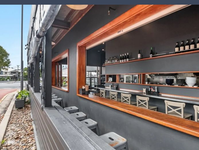 japanese-restaurant-sell-in-byron-bay-available-cafe-set-up-as-well-2
