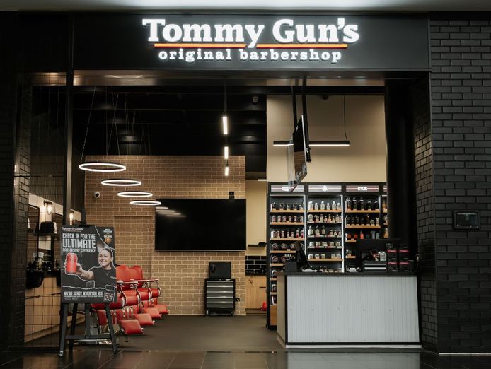 new-ownership-ultimate-barbershop-experience-franchise-smarter-with-tommy-guns-0