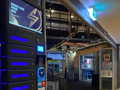 phone-charging-business-rapid-charge-2