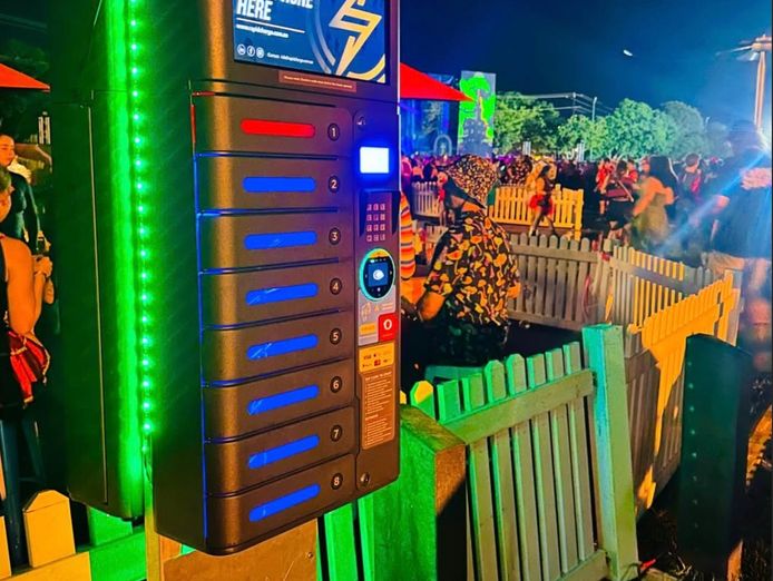 phone-charging-business-rapid-charge-0