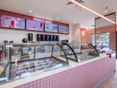 momentea-bingsu-castle-plaza-extrodinary-bubble-tea-business-opportunity-4