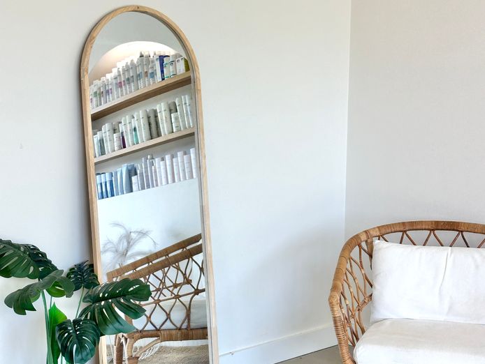 thriving-hair-salon-with-loyal-client-base-for-priced-quick-sale-1