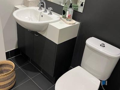 premium-bayside-salon-12-chairs-prime-elsternwick-location-170k-6