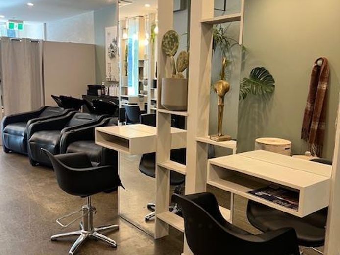 premium-bayside-salon-12-chairs-prime-elsternwick-location-170k-5