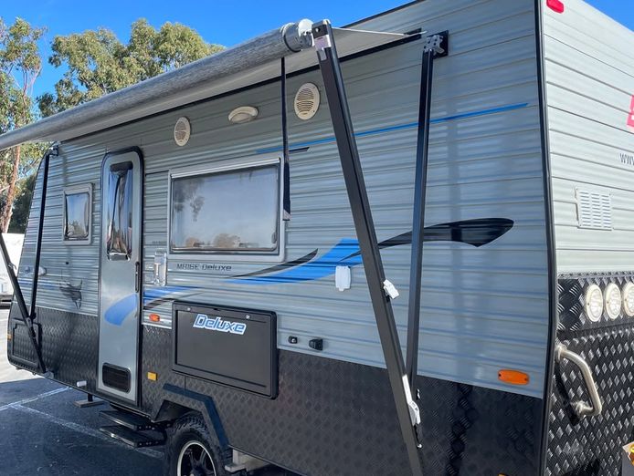 established-mobile-caravan-service-business-thriving-fully-operational-0