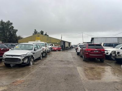 established-auto-wrecking-business-for-sale-0