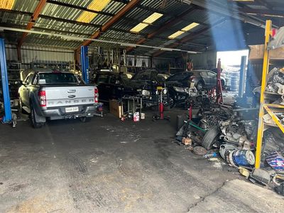 established-auto-wrecking-business-for-sale-1