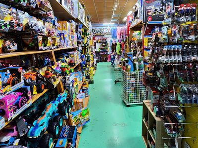 make-your-next-business-move-with-proven-retail-giant-tates-toyworld-2