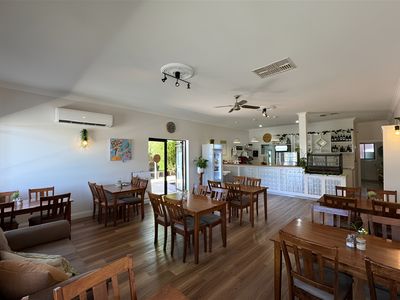 olive-joy-business-amp-freehold-opportunity-5