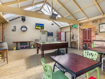iconic-pratty-39-s-patch-freehold-and-hospitality-asset-9