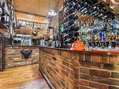 iconic-pratty-39-s-patch-freehold-and-hospitality-asset-4