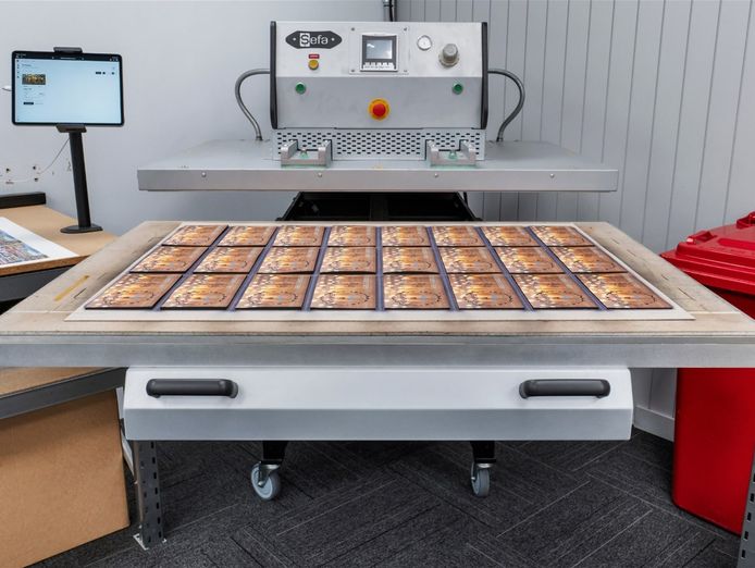 scale-a-proven-custom-manufacturing-and-e-commerce-brand-2