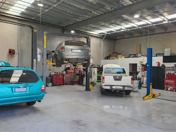 earn-from-day-one-at-gw-auto-care-4