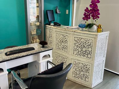 beauty-nails-business-for-sale-prime-location-6
