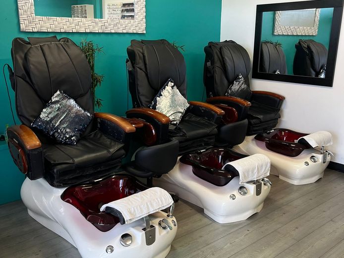 beauty-nails-business-for-sale-prime-location-0