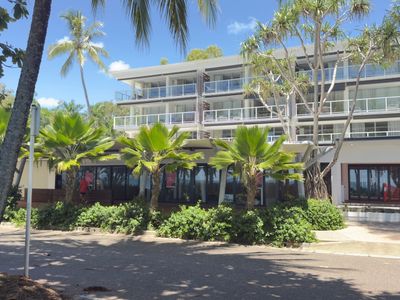 beachfront-cafe-7