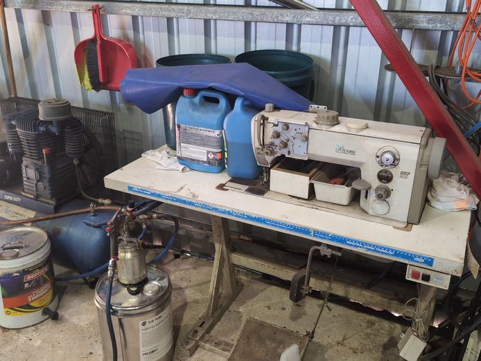 busy-upholstery-motor-trimming-business-7