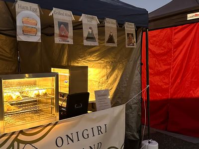authentic-japanese-food-stall-onigiri-2