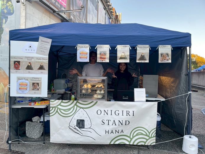 authentic-japanese-food-stall-onigiri-1