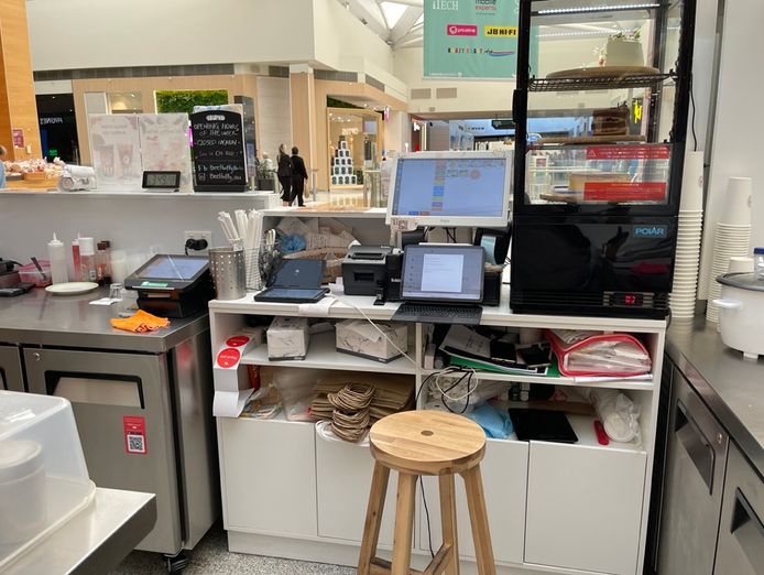 selling-as-a-fitted-out-food-takeaway-coffee-kiosk-2