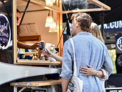 coffee-van-business-at-noosas-leading-markets-3