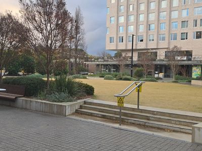 takeaway-and-dinein-resturant-in-anu-campus-0