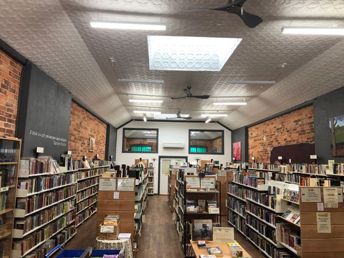 bookshop-for-sale-relocatable-1