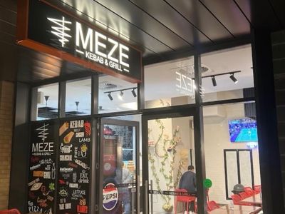 kebab-store-prime-location-across-busy-train-station-1