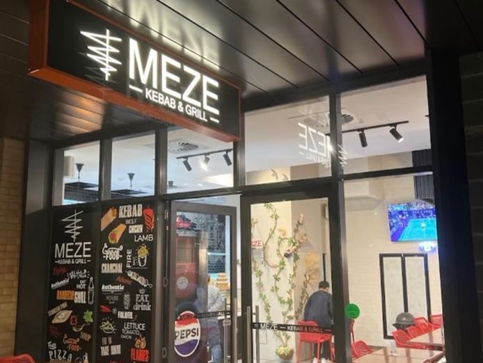 kebab-store-prime-location-across-busy-train-station-1