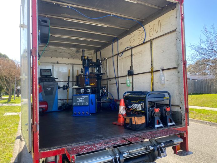roll-n-go-mobile-tyre-business-7