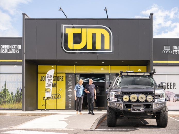 become-a-distributor-for-a-4x4-accessory-company-with-over-50-years-of-heritage-1