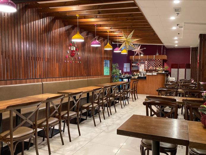 established-well-loved-asian-restaurant-cafe-in-wheelers-hill-shopping-centre-1