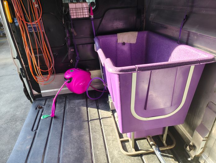 mobile-dog-grooming-business-5