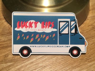 lucky-lips-ice-cream-van-for-sale-4