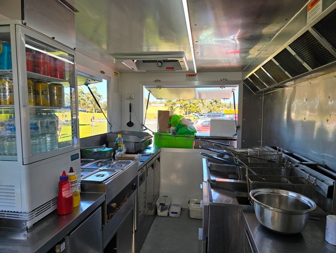 fish-chip-food-trailer-business-for-sale-3