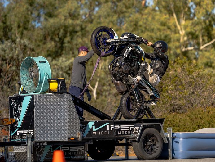 viper-wheelie-school-0