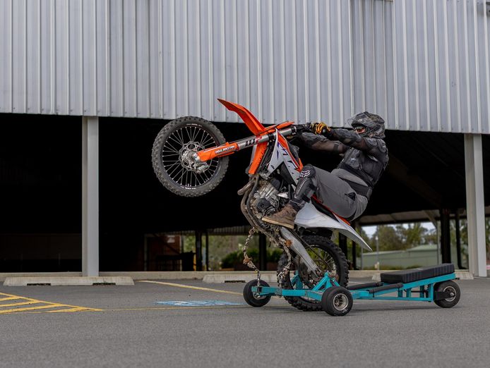 viper-wheelie-school-5