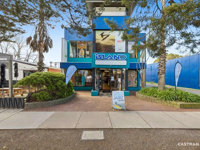 own-one-of-australias-most-iconic-surfing-businesses-0