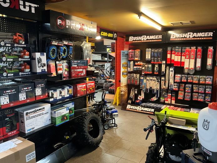 leading-outdoor-power-equipment-sales-service-business-geraldton-0
