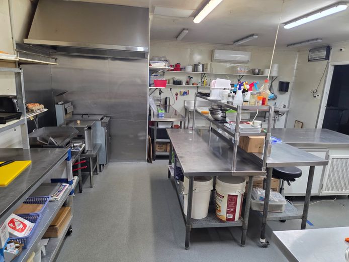 live-local-work-local-popular-country-wa-deli-for-sale-1