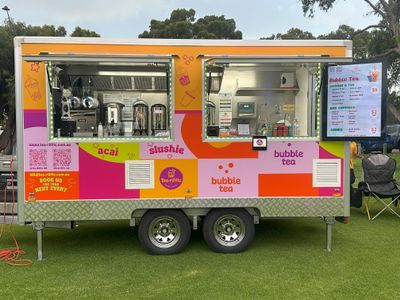 acai-bubble-tea-ice-cream-and-slushie-mobile-food-truck-business-2